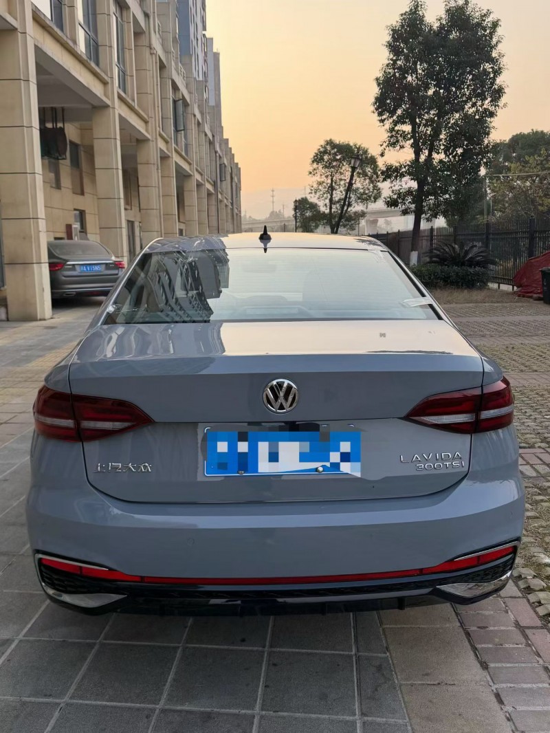 南昌23年大众朗逸9