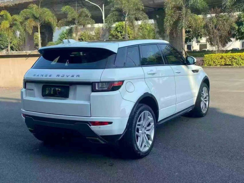 南平18年路虎极光8