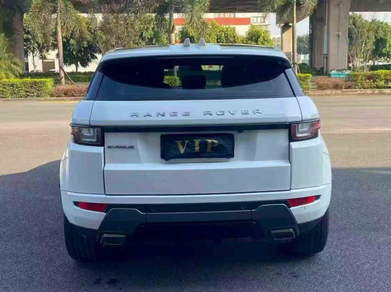 南平18年路虎极光9