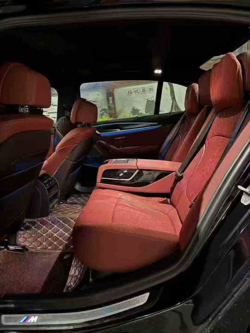 南平23年宝马5系4