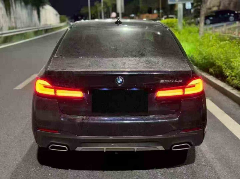 南平23年宝马5系9