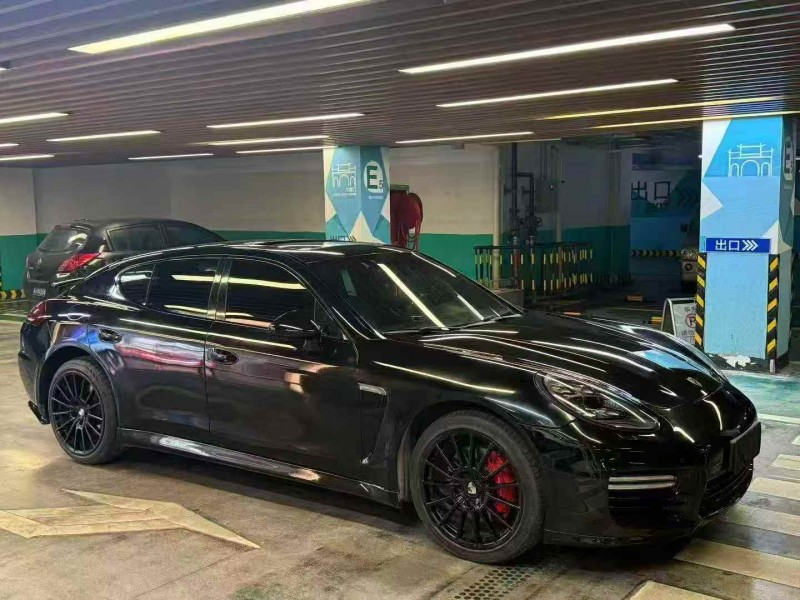 台州13年保时捷帕拉梅拉2