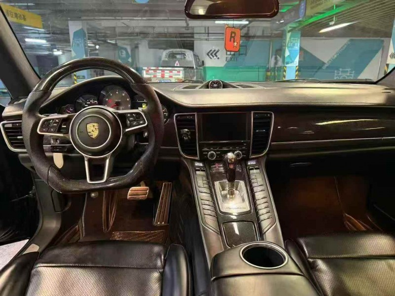 台州13年保时捷帕拉梅拉6