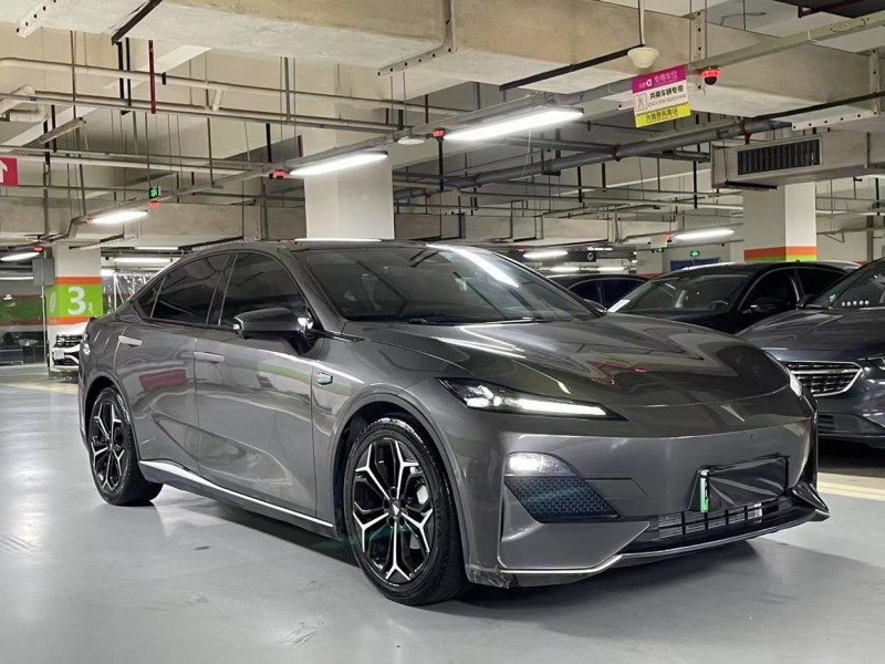 成都24年长安汽车深蓝2