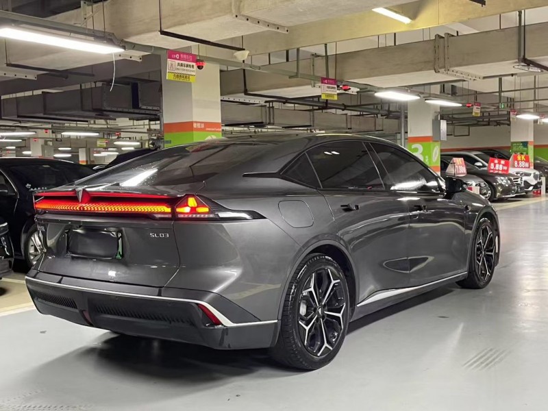 成都24年长安汽车深蓝4