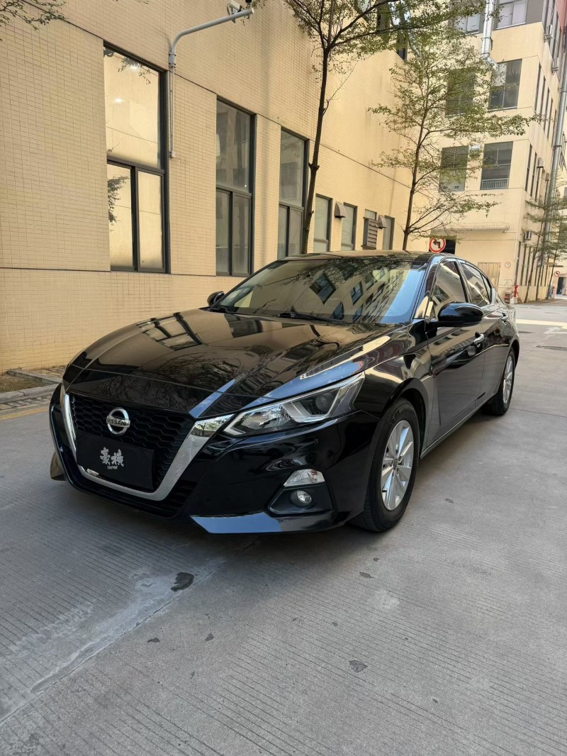 佛山21年日产天籁3