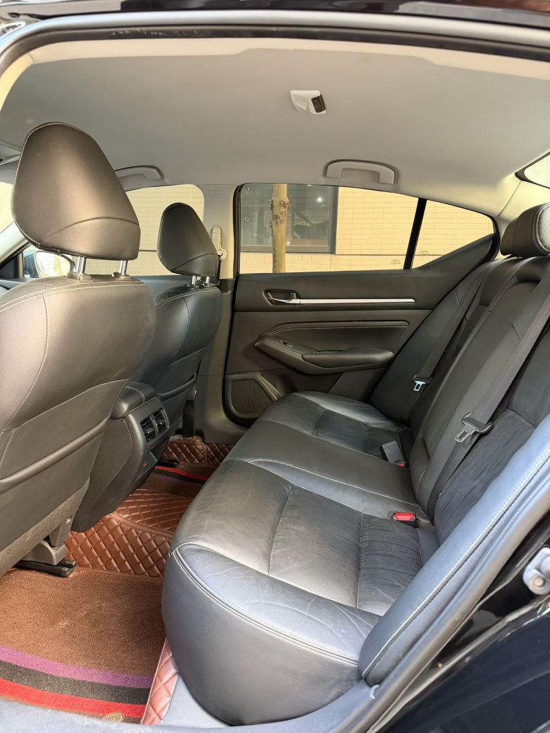 佛山21年日产天籁9