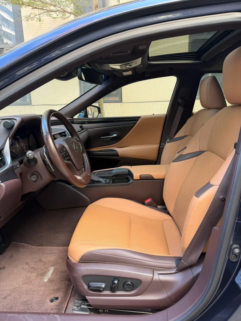 佛山21年雷克萨斯ES6