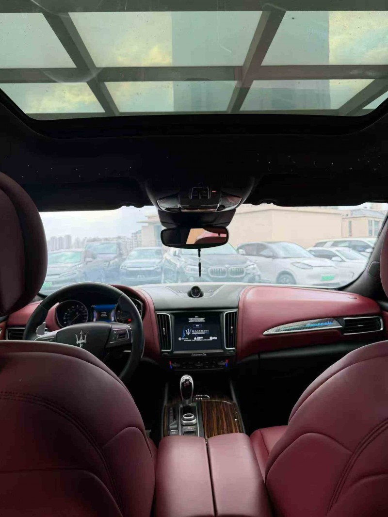 常州17年玛莎拉蒂Levante5