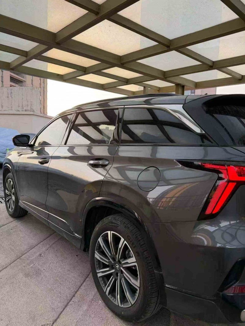 苏州25年长安汽车CS758