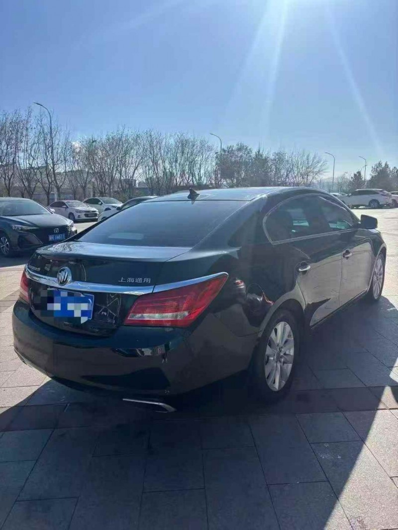 张家口14年别克君越8