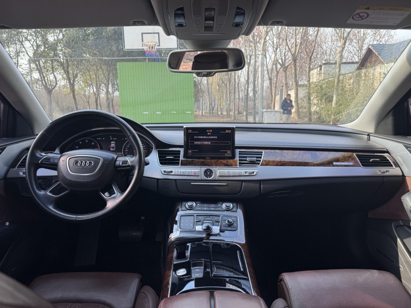 郑州17年奥迪A8L9