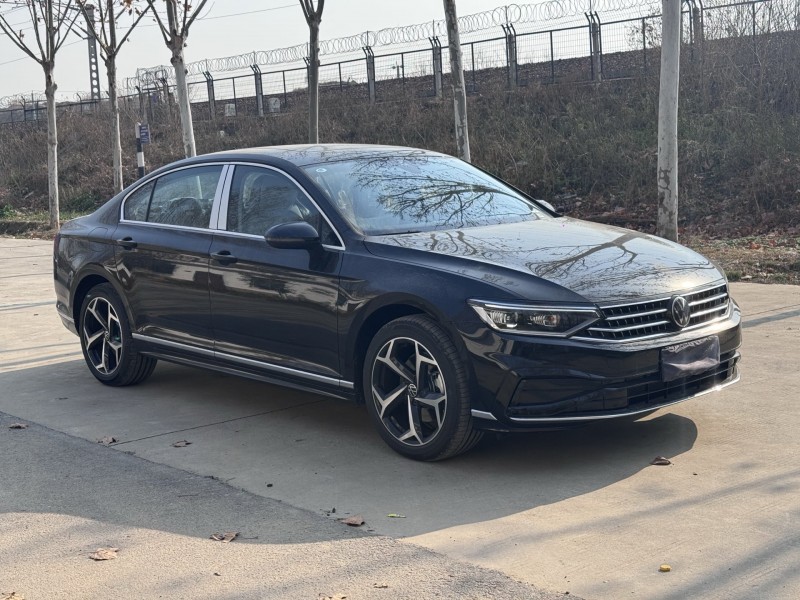 郑州25年大众迈腾2