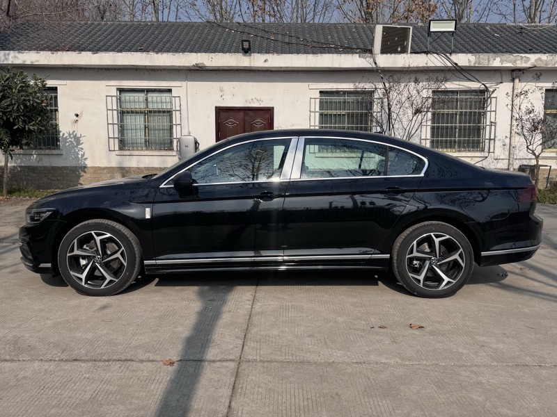 郑州25年大众迈腾6