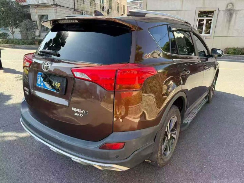 绍兴16年丰田RAV4荣放7