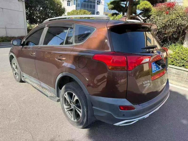 绍兴16年丰田RAV4荣放8