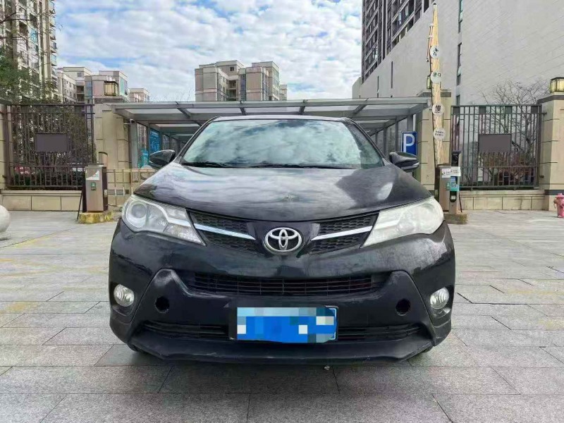 九江16年丰田RAV4荣放1