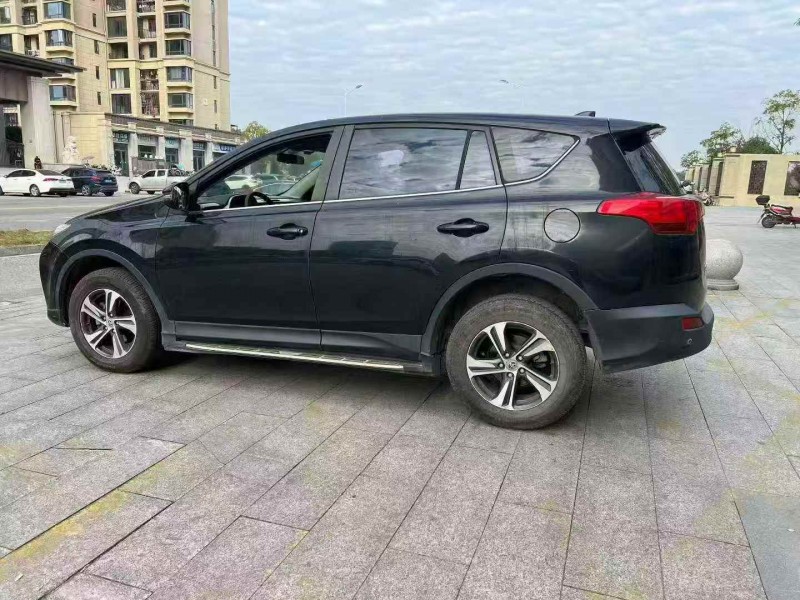 九江16年丰田RAV4荣放3
