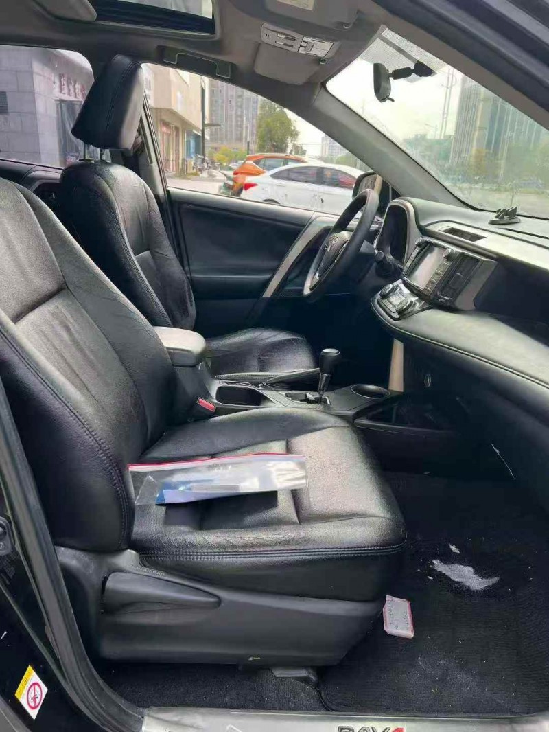 九江16年丰田RAV4荣放7
