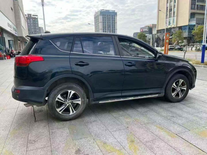 九江16年丰田RAV4荣放8