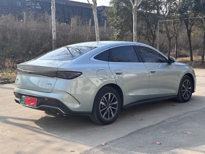 郑州25年比亚迪海豹4