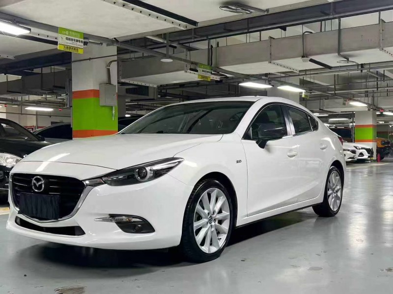 成都18年马自达昂克赛拉3