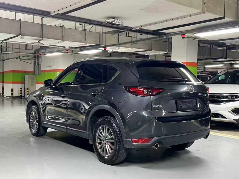 成都18年马自达CX-57