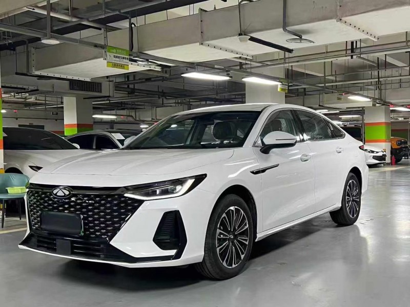 成都25年奇瑞风云2