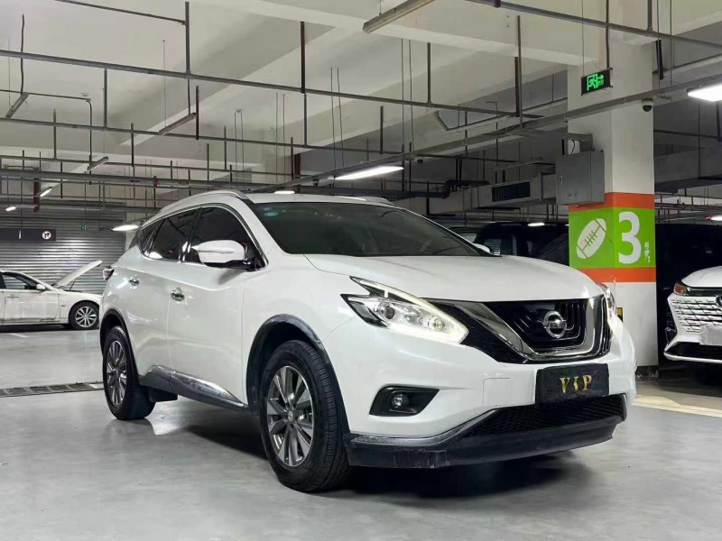 成都20年日产楼兰9