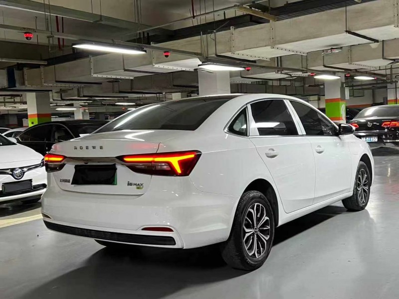 成都24年荣威i67