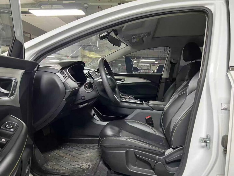 成都24年荣威i69