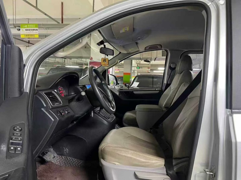 成都18年大通G103