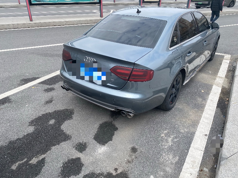 郑州11年奥迪A4L4