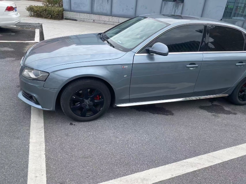 郑州11年奥迪A4L7