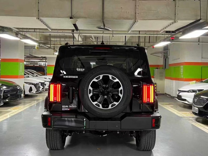 成都25年长城汽车坦克7