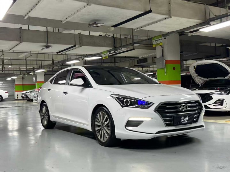 成都20年现代名图9