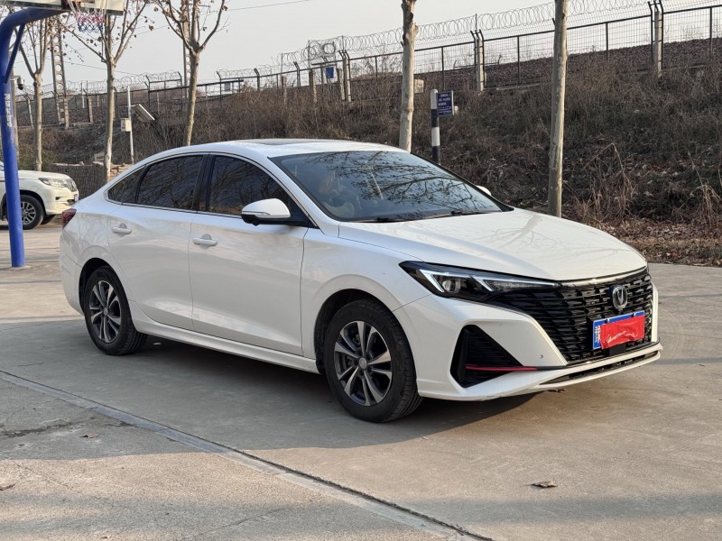 郑州25年长安汽车逸动2