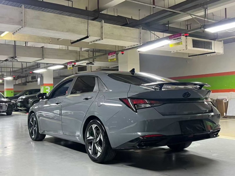 成都23年现代伊兰特5