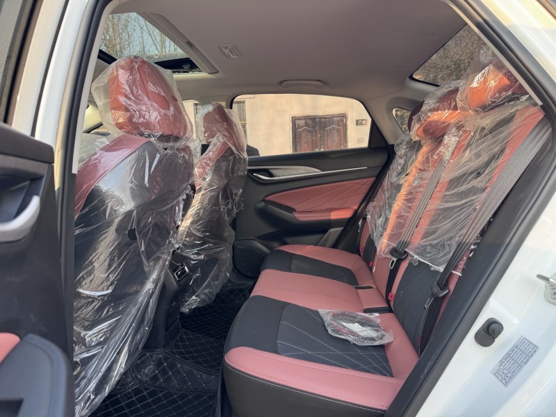 郑州25年长安汽车逸动8