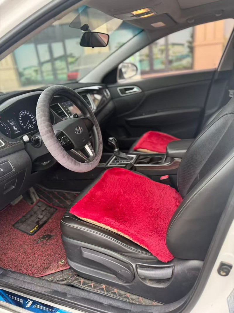 承德16年现代名图4