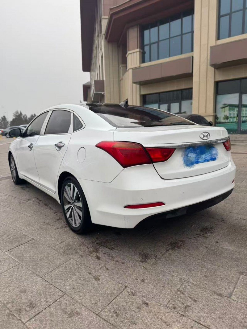 承德16年现代名图7