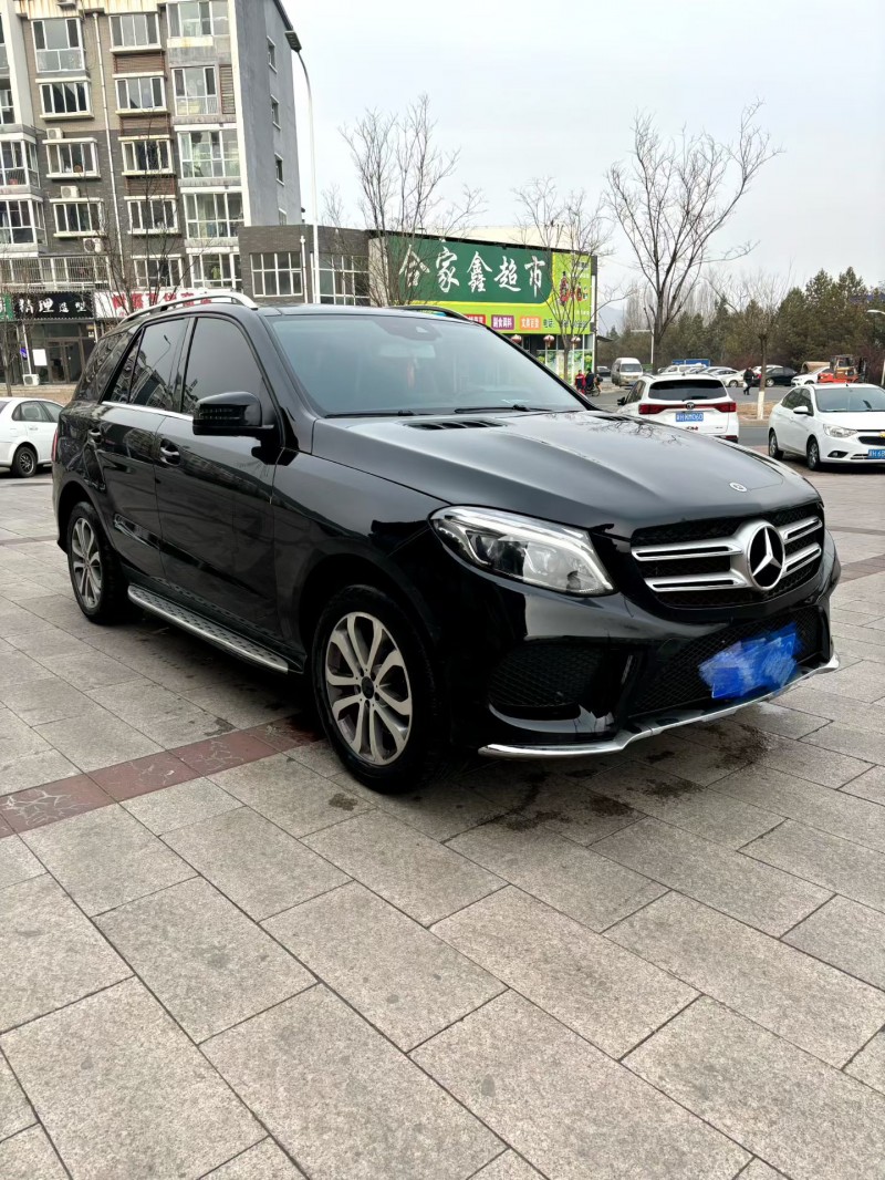 承德18年奔驰GLE3