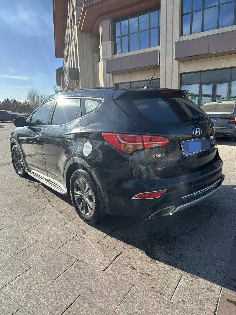 承德15年现代新胜达8