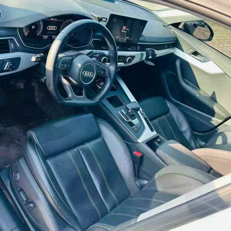 济宁22年奥迪A4L4