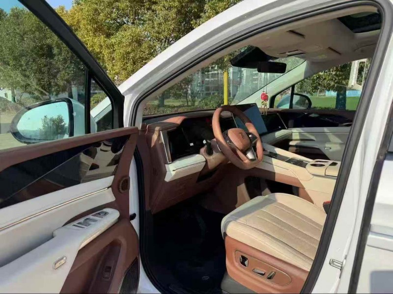 连云港25年比亚迪夏4