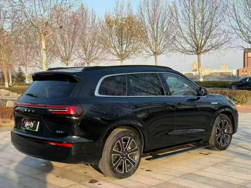 烟台25年华为智选问界8