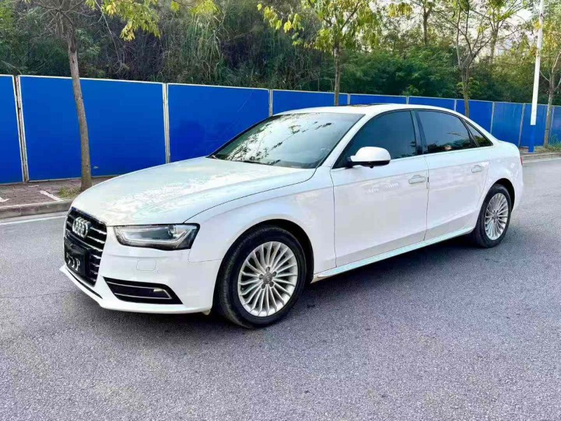 南宁16年奥迪A4L2