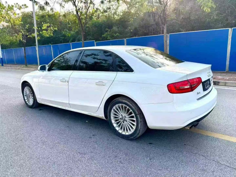 南宁16年奥迪A4L7