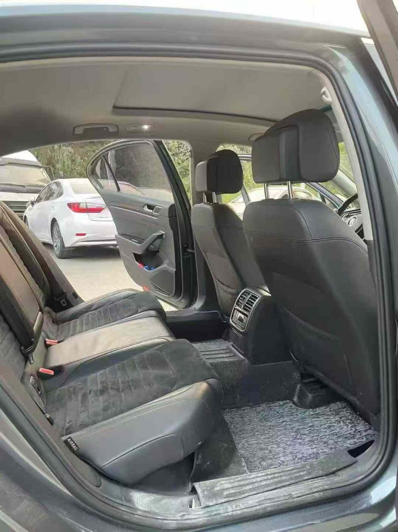 南宁17年大众迈腾6