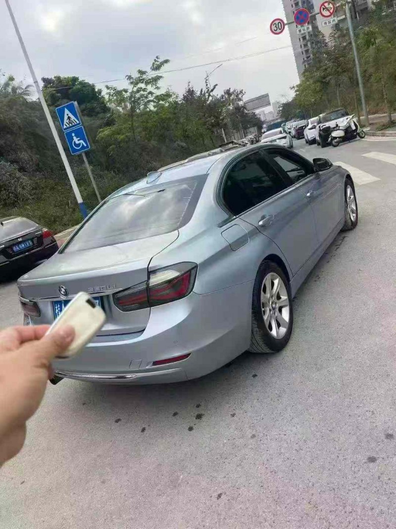 南宁13年宝马3系8